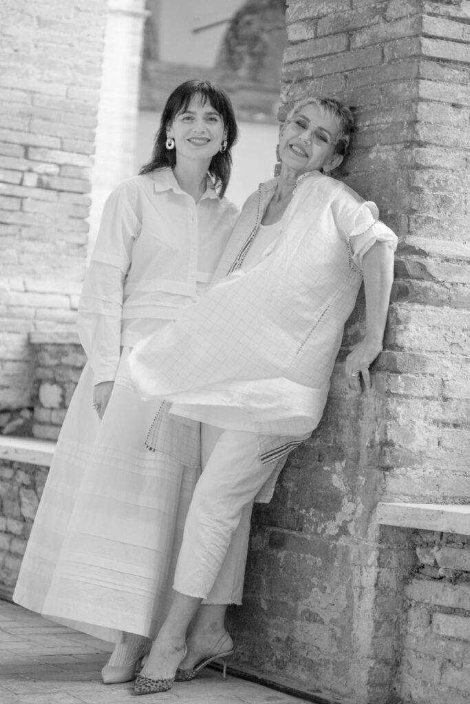 foto di erica mou e concita de gregorio, produzione sava'